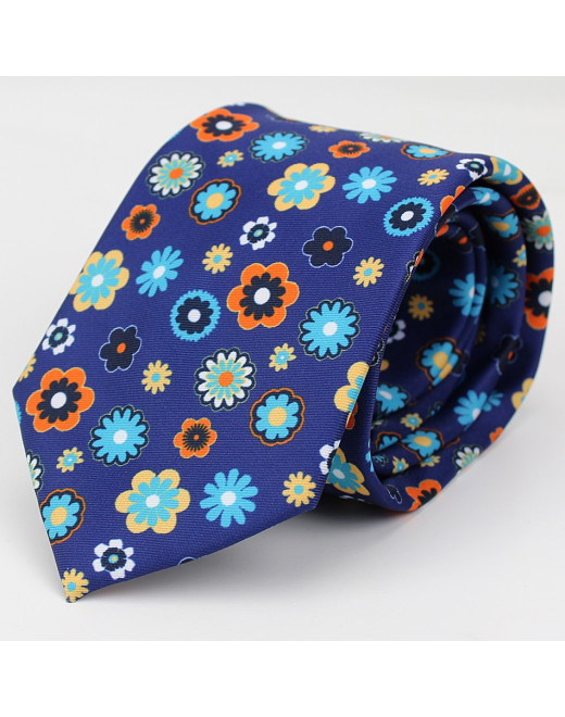 121-142 Flower Power Blue